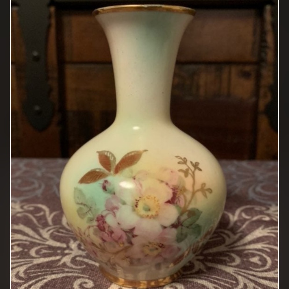 Vintage Schumann Antique Rose Vase